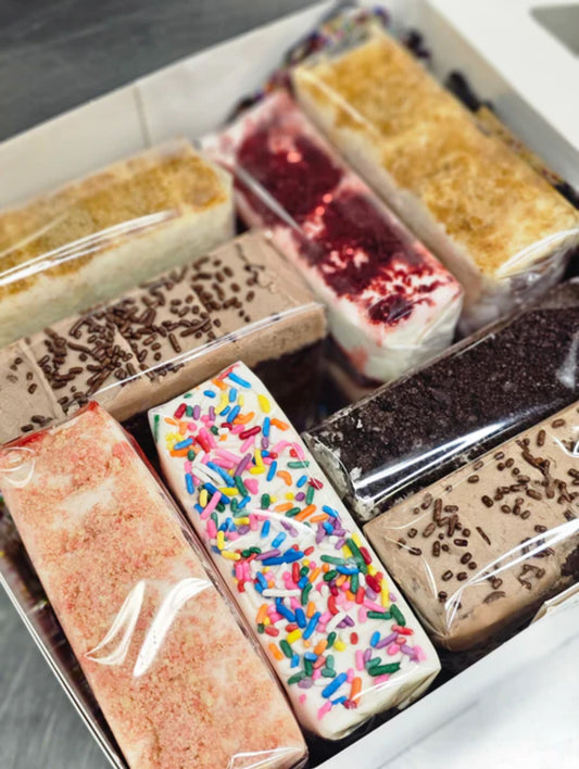 Weekly Cake Slice Favor Boxes